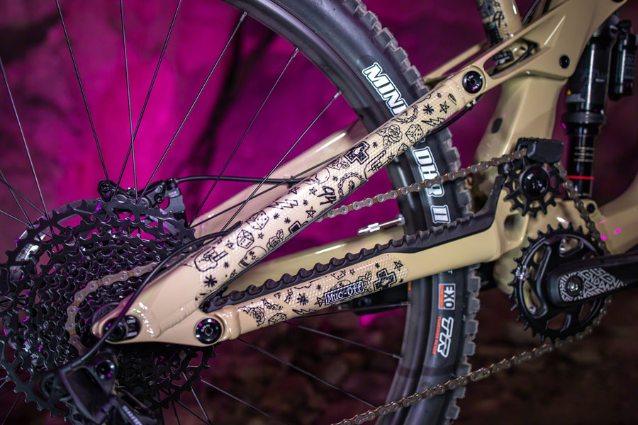 Muc-Off Chainstay/Seatstay Protection Kit - 20-Piece - Image 4