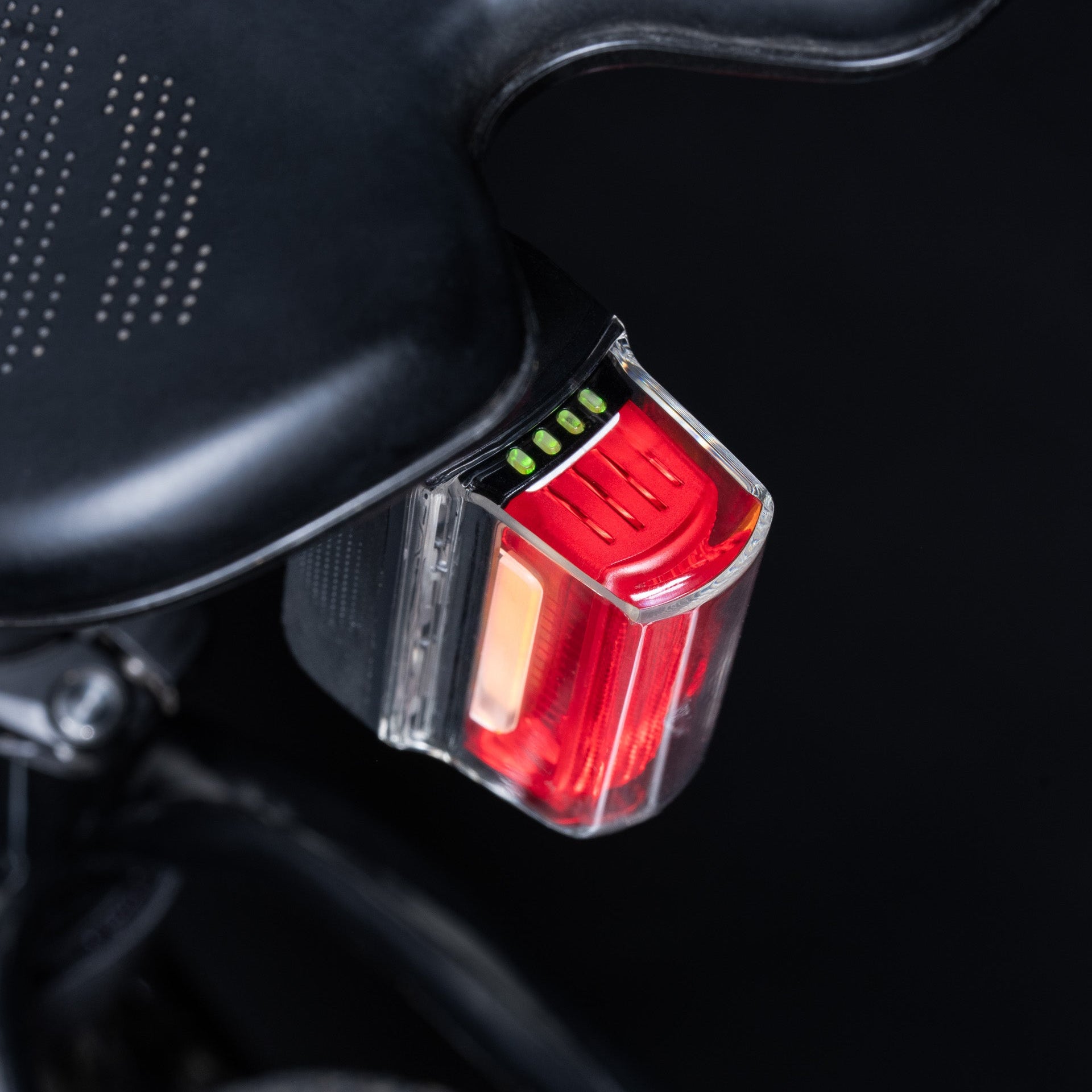 Blade Rear Tail Light - Image 4
