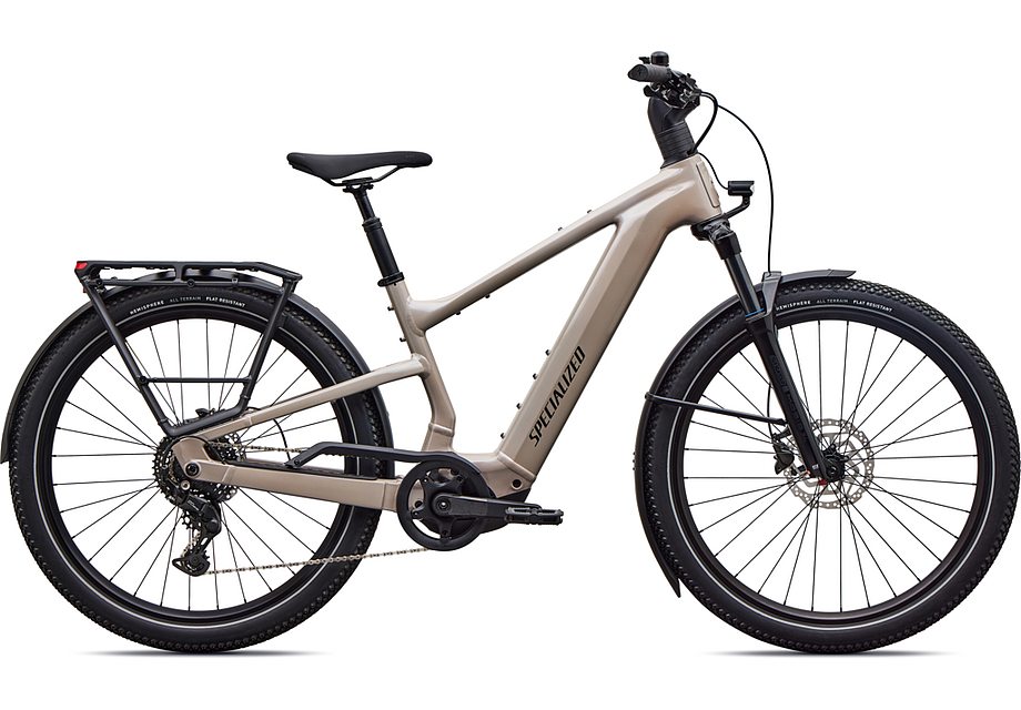 2026 Specialized Vado Evo 3 4.0 Bike Gloss Sandstone Metallic / Warm Smoke Metallic M