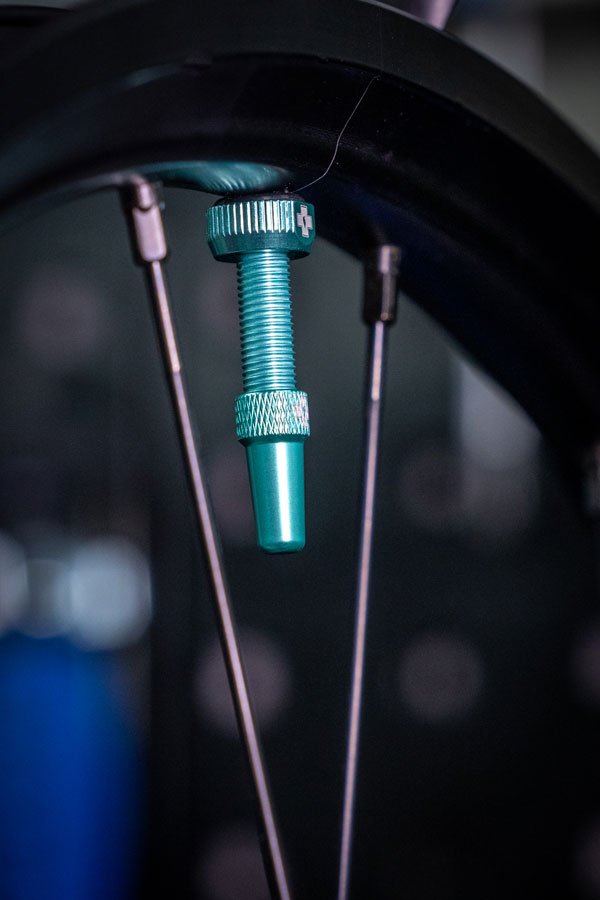 Muc-Off V2 Tubeless Valve Kit - Image 3