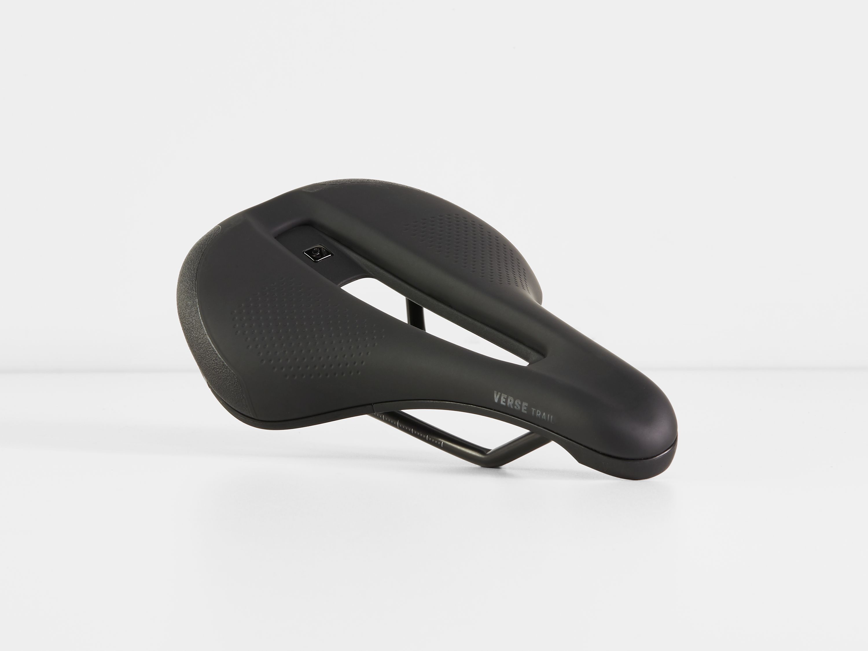 Bontrager Verse Short Elite Trail 145mm Black Saddle