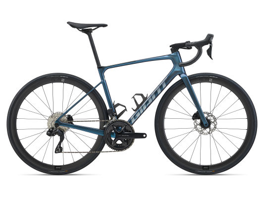 Defy Advanced 0 (2025)