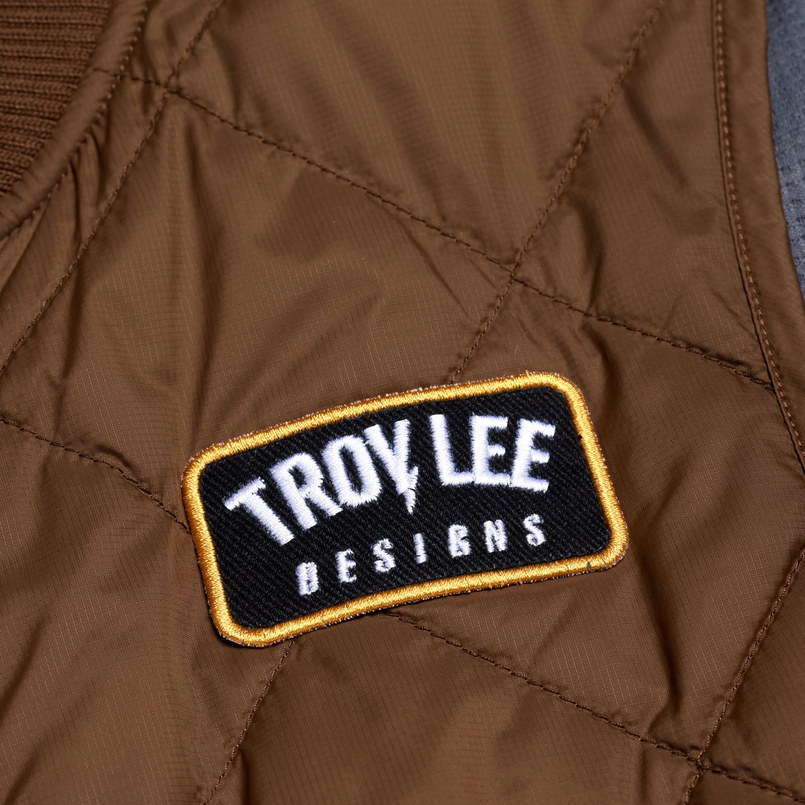 Ruckus Ride Vest Mono Chocolate - Image 3