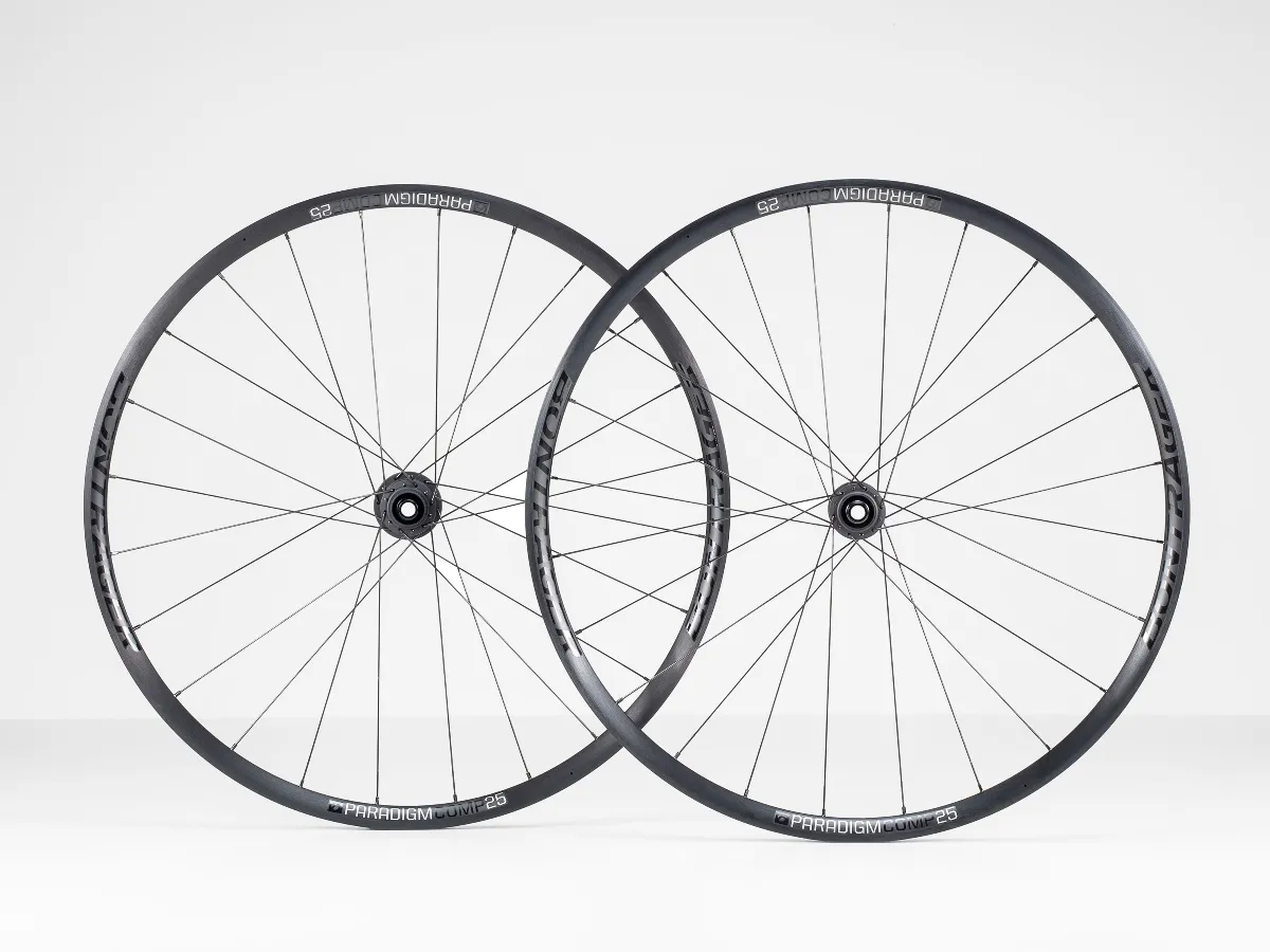 Bontrager Paradigm Comp 25 TLR Disc Road Wheel - Image 2