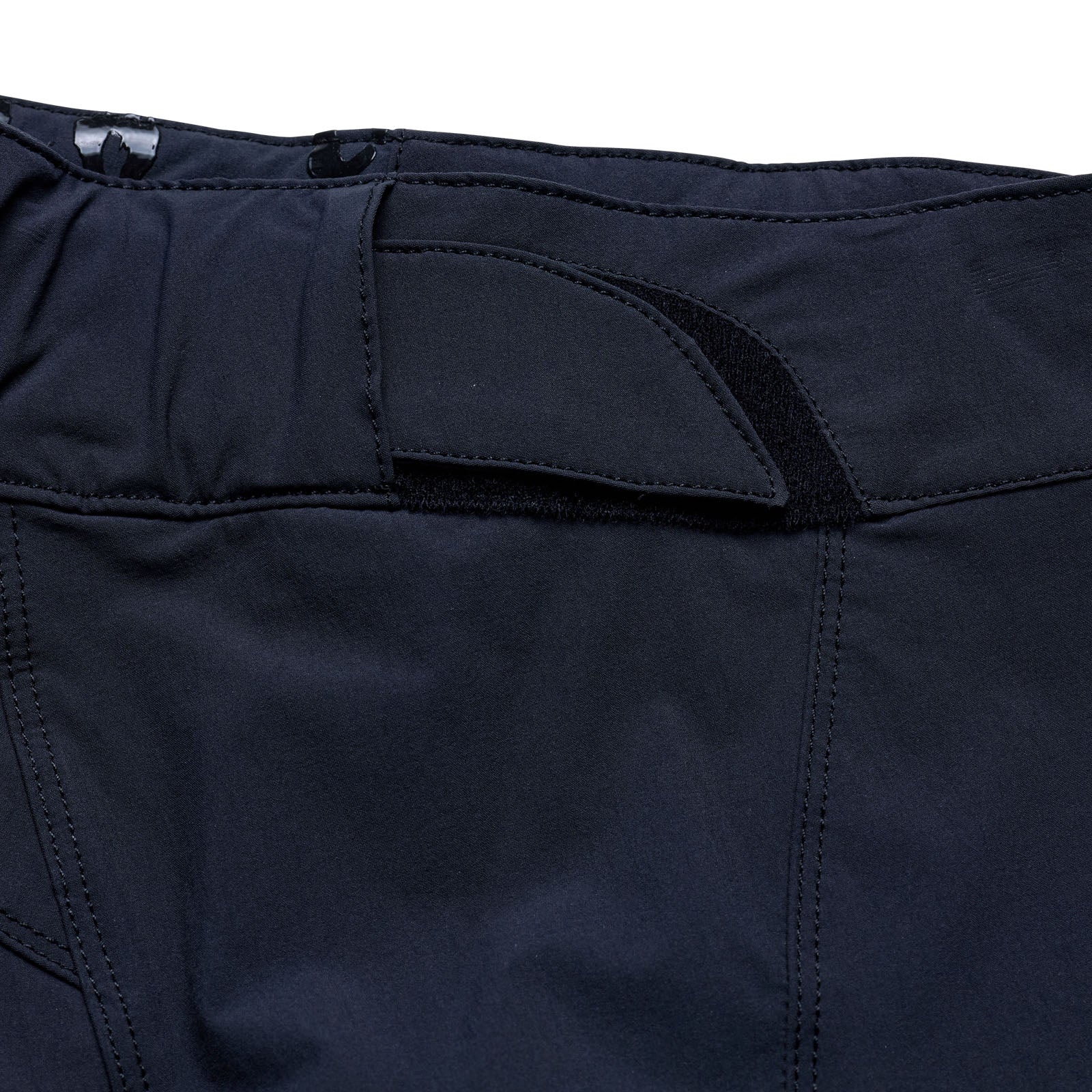 Womens Lilium Short Shell Solid Black - Image 3
