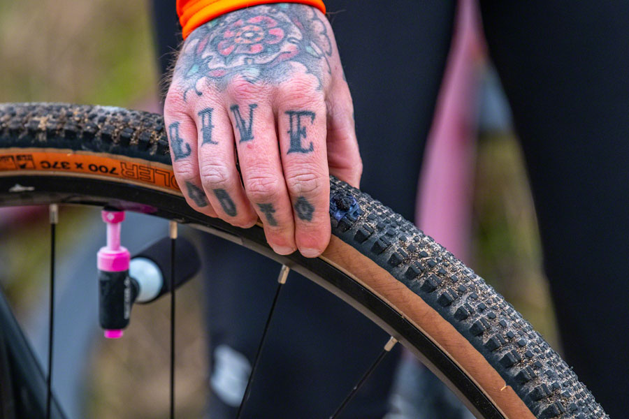 Road CO² Inflator Kit - Image 4