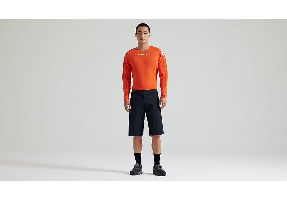 Specialized Gravity Short Black 32 variant 3