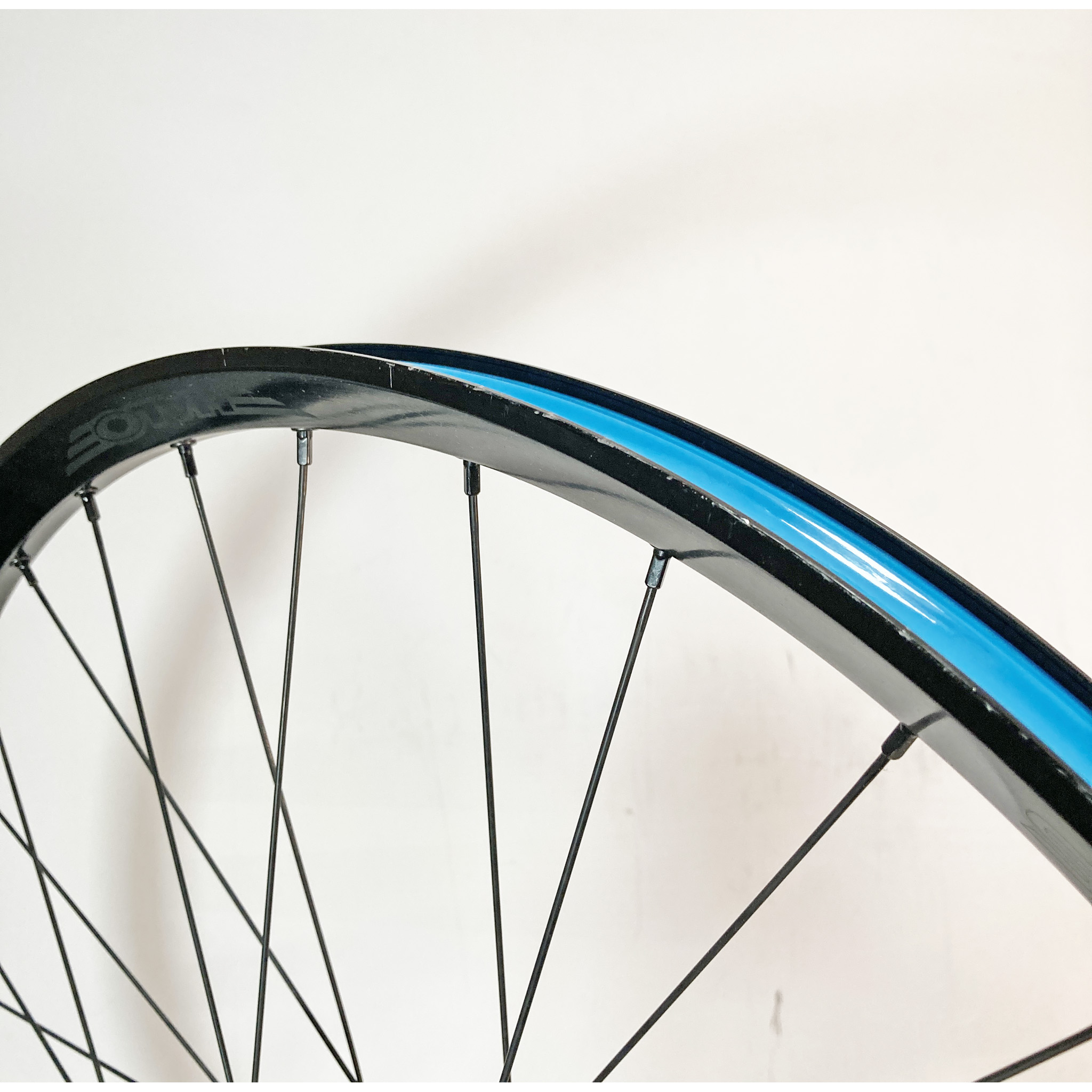 Halo BLEM  Gravitas 27.5" Boost Front Wheel 32h Blk  