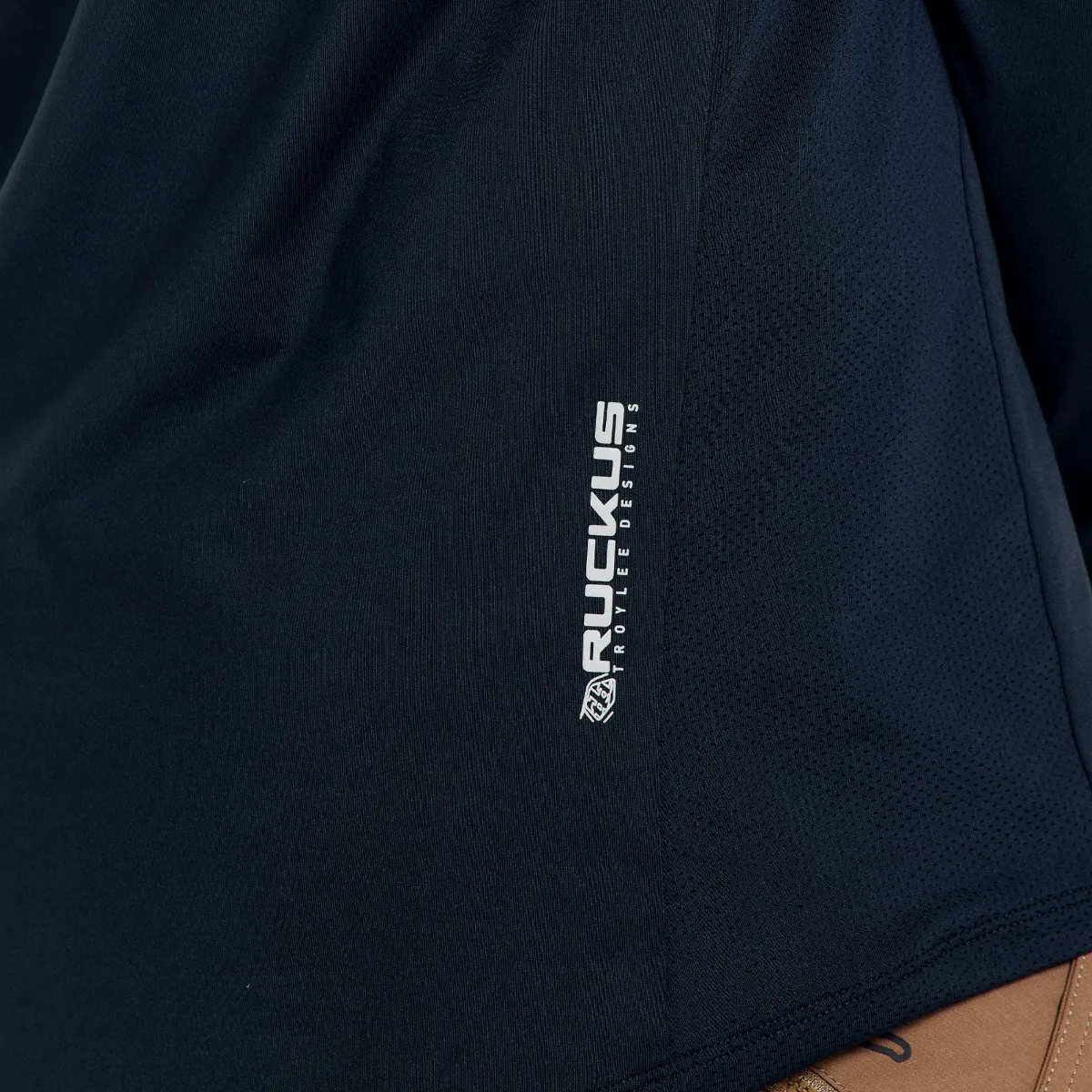 Ruckus Ride LS Tee Pressed Carbon - Image 15