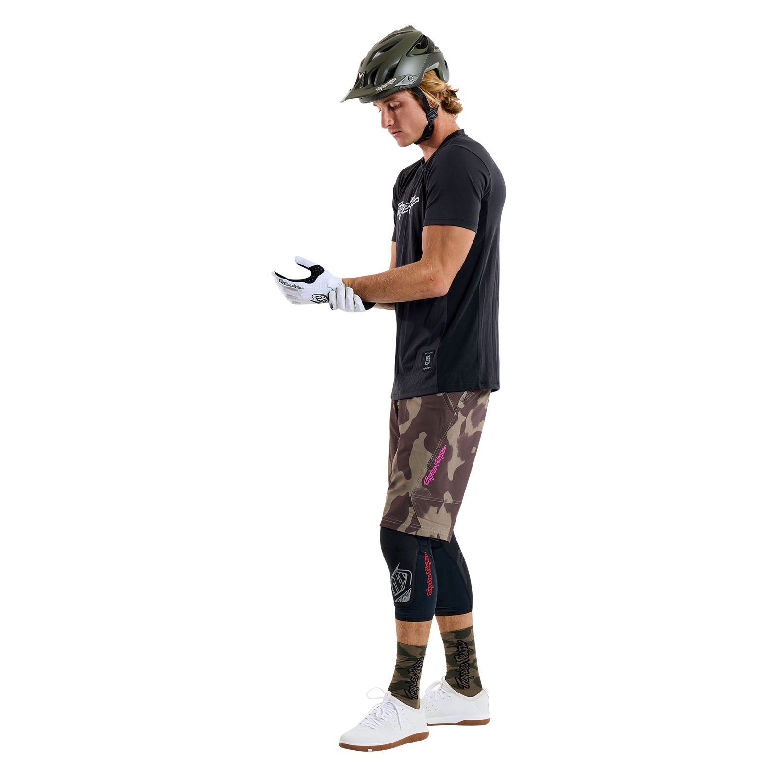 Skyline Short W/Liner Scrubland Olive - Image 12