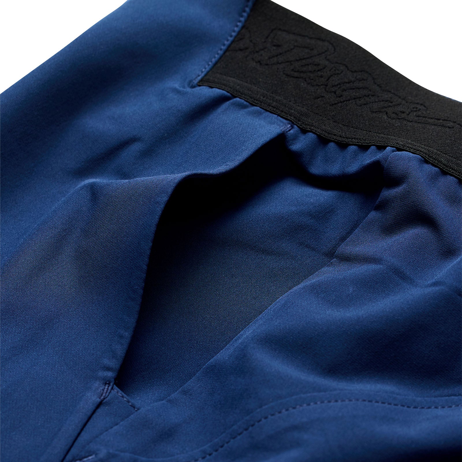 Skyline Superlyte Pant Mono Midnight - Image 3