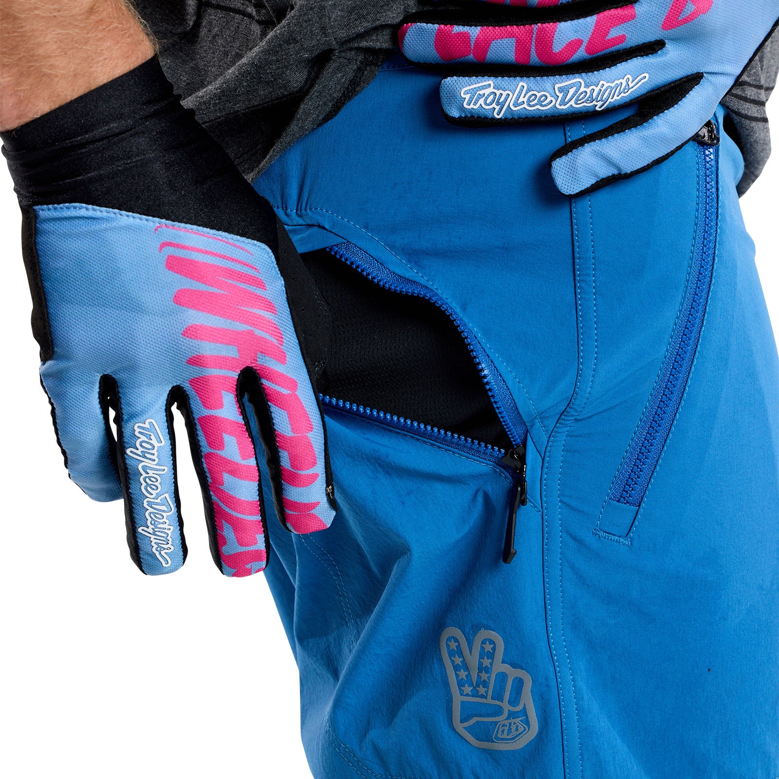 Skyline Trail Short W/Liner Washed Out Cobalt - Image 8
