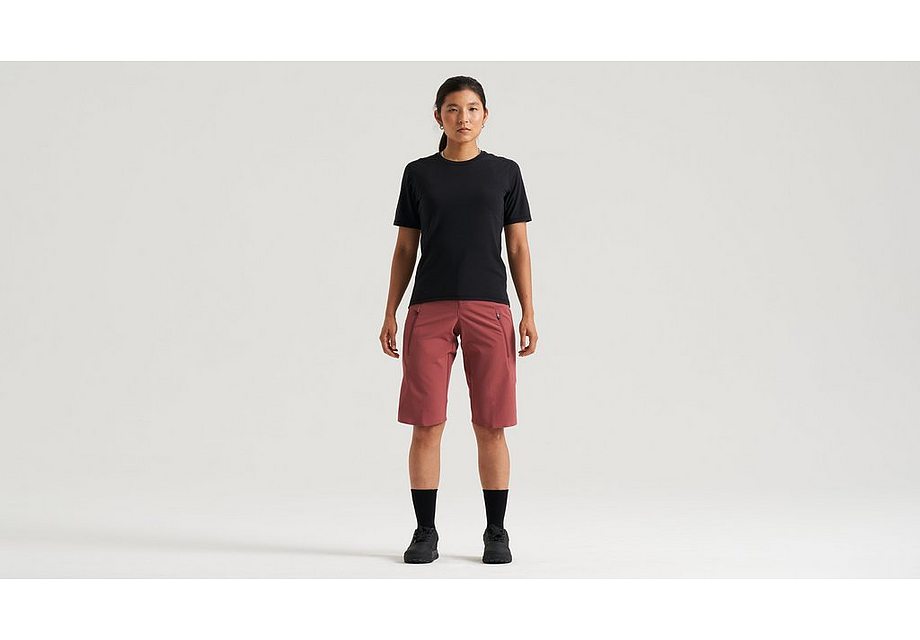 2026 Traction Short Wmn variant 3