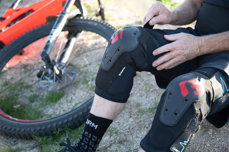 G-Form E-Line Knee Pads - Image 2