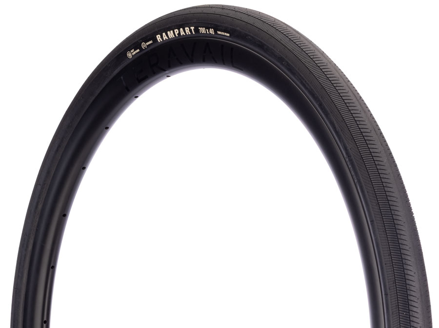 Teravail Rampart Tire - 700 x 40 Tubeless Folding BLK Durable Fast Compound