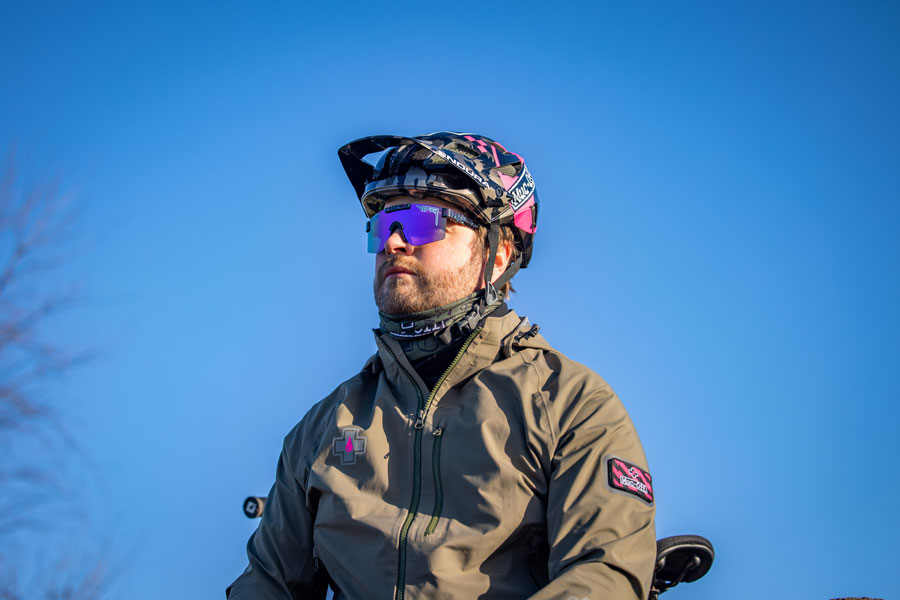 Muc-Off Winter Neck Base Layer Unisex Top - Image 2