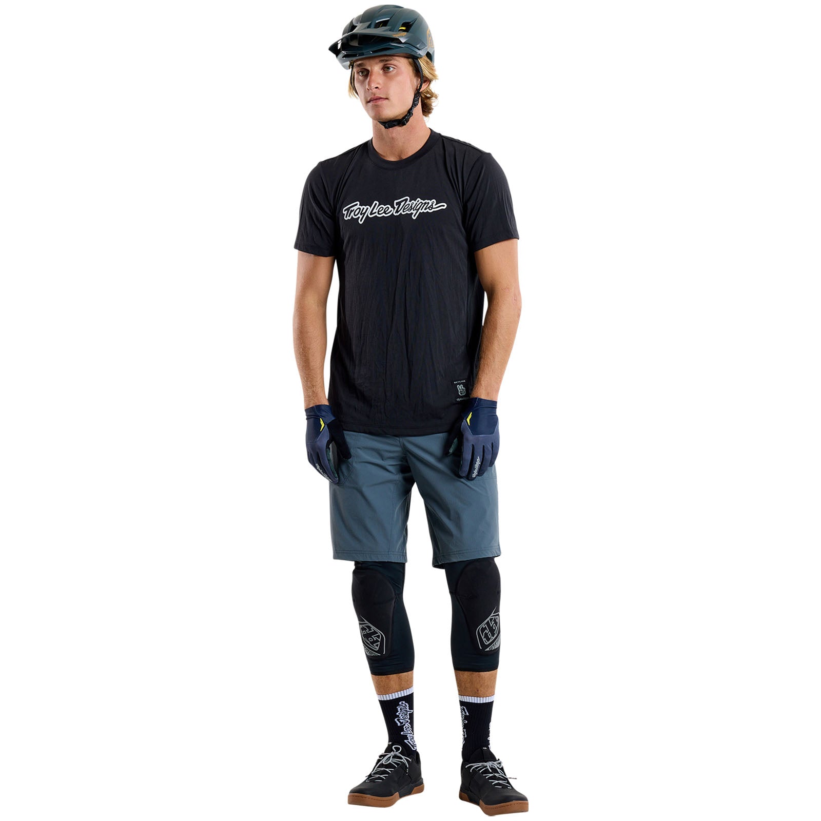 Skyline Trail Short Shell Mono Steel Blue - Image 14