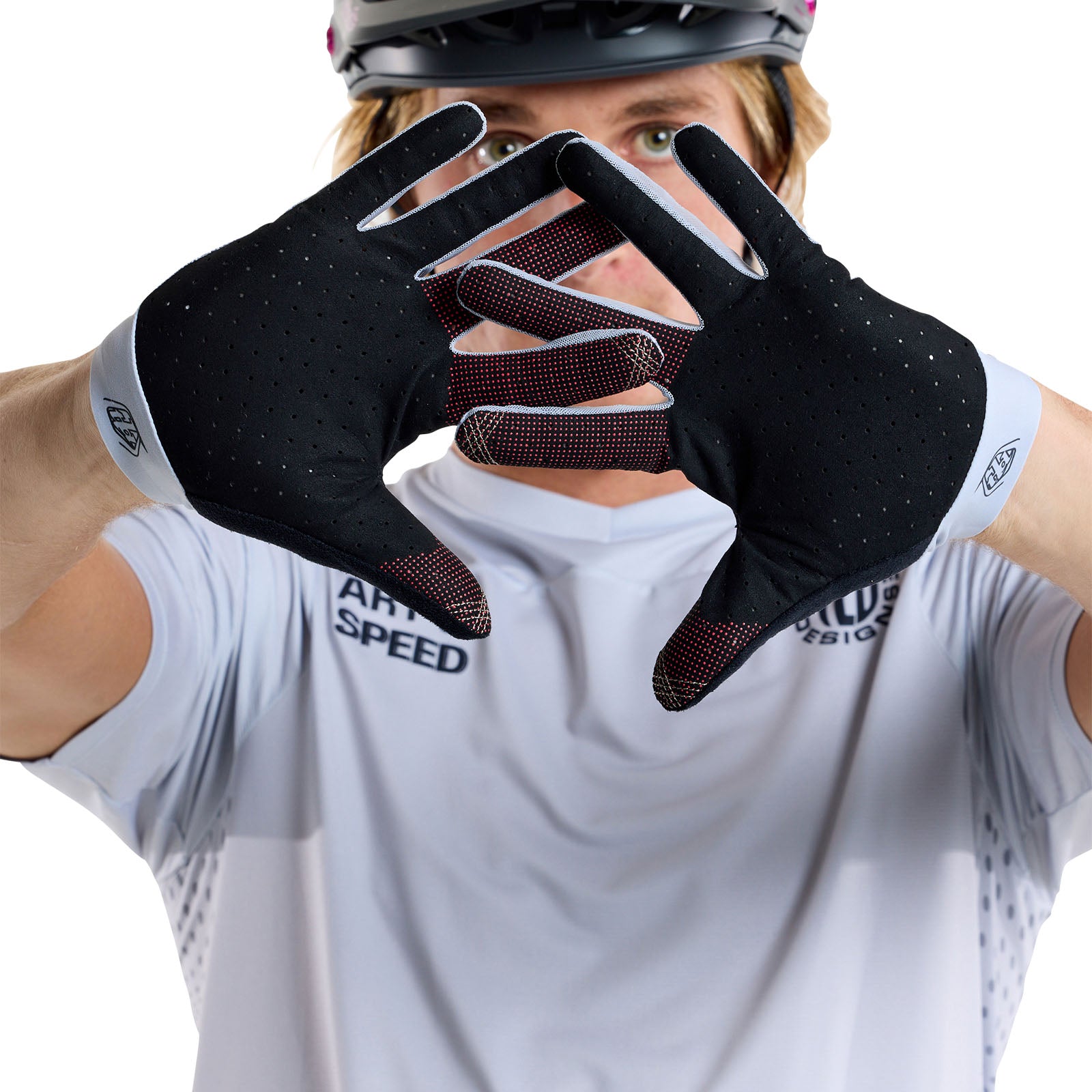 Ace 2.0 Glove Radioscape Mist - Image 4