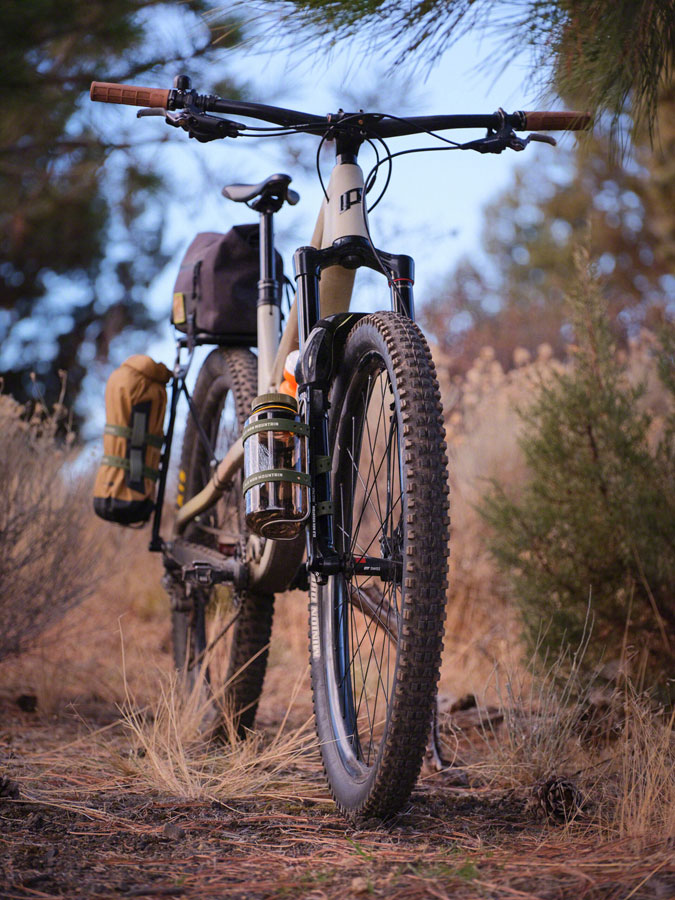 Old Man Mountain Axle Pack Front Rack - Image 3