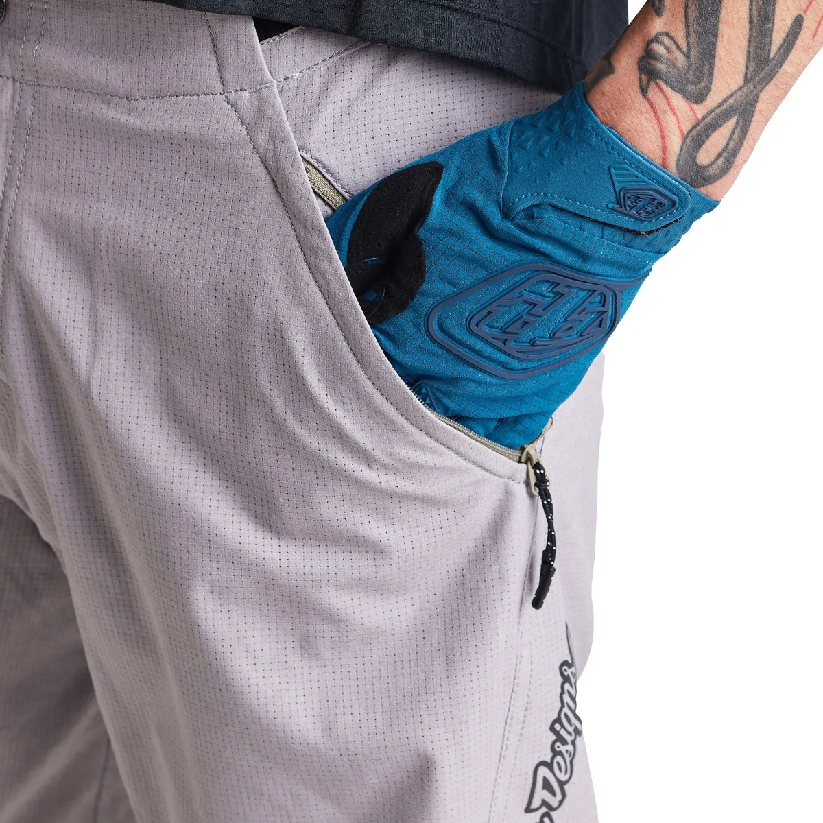 Skyline Air Short Shell Mono Charcoal - Image 4