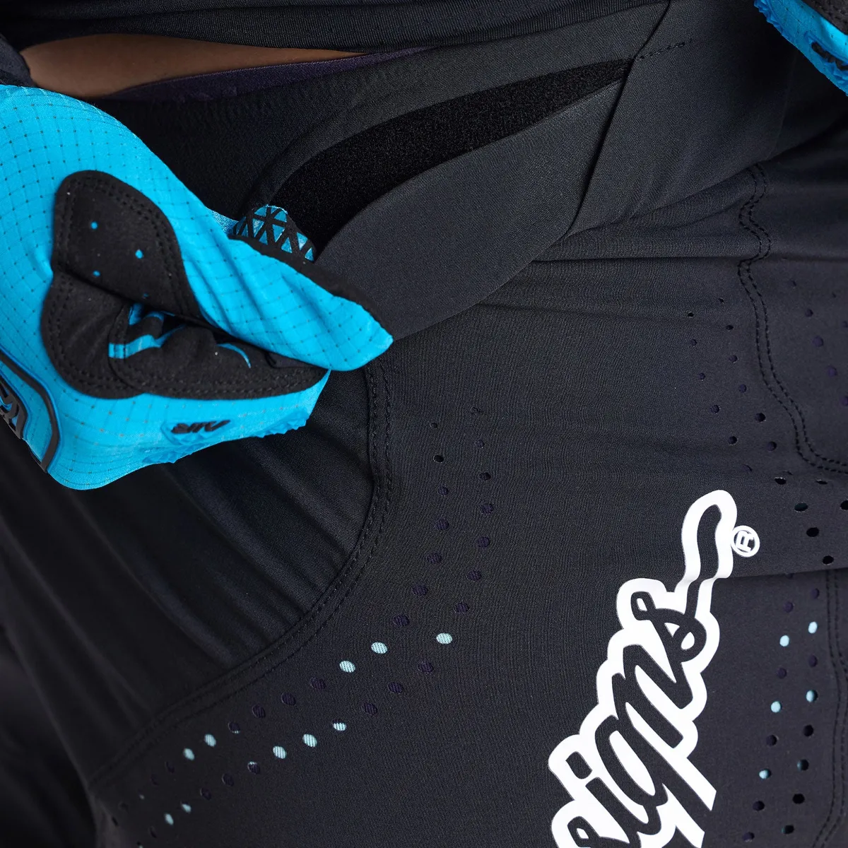 Sprint Ultra Pant Solid Black - Image 7