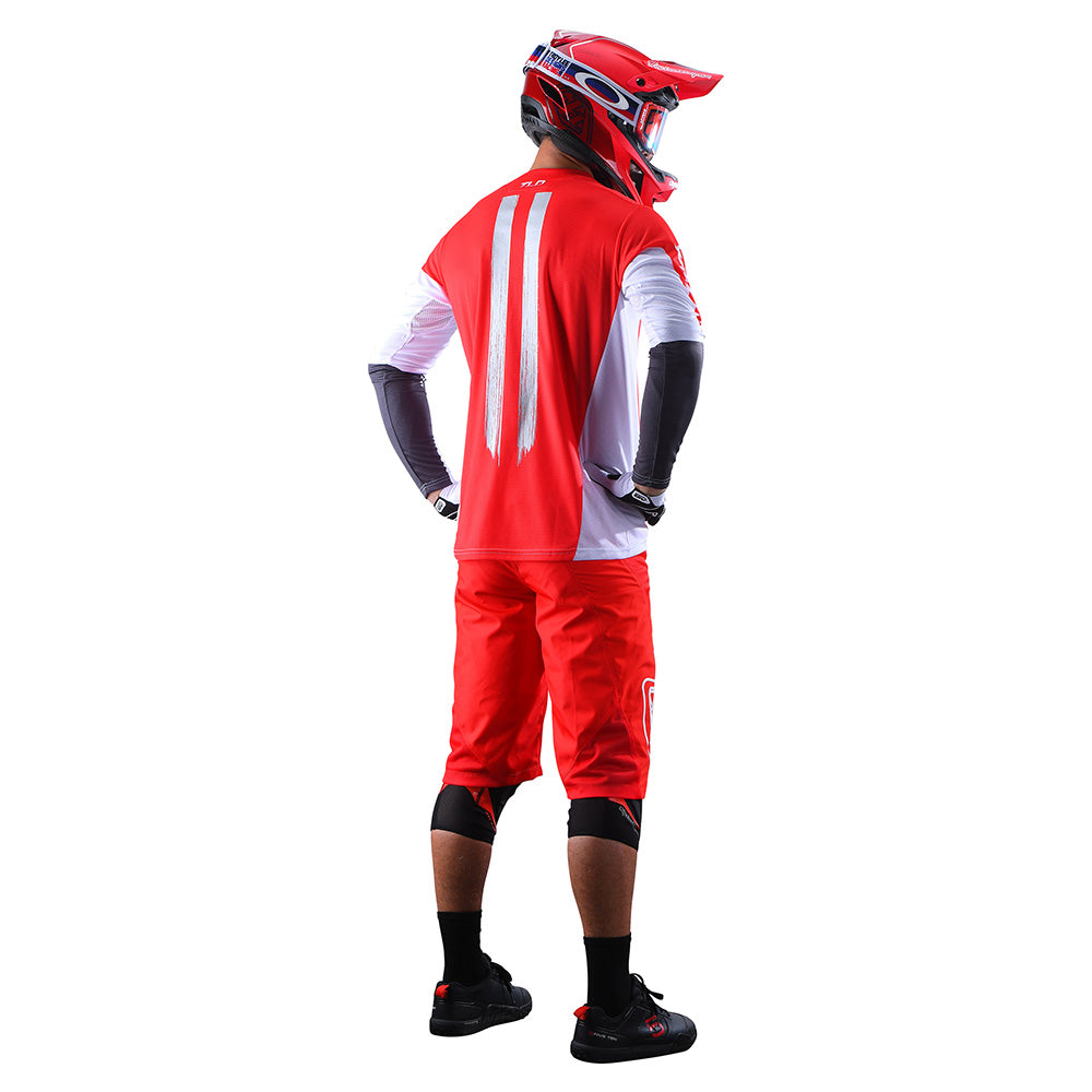 Sprint Short Solid Glo Red - Image 5