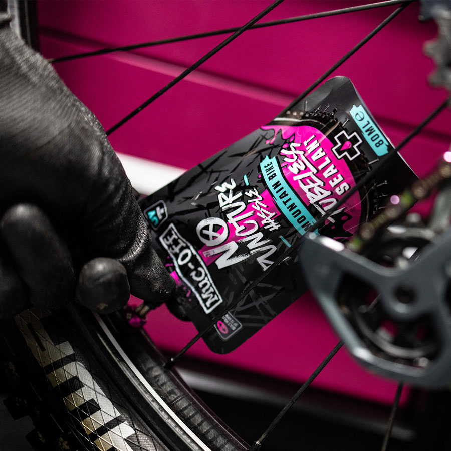 Muc-Off MTB Tubeless Tire Sealant - Image 4