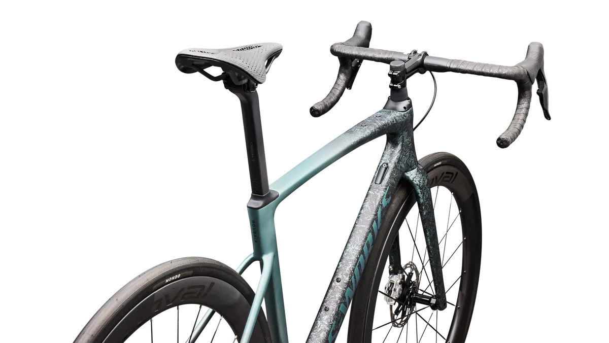 S-Works Roubaix SL8 – SRAM RED AXS - Image 4