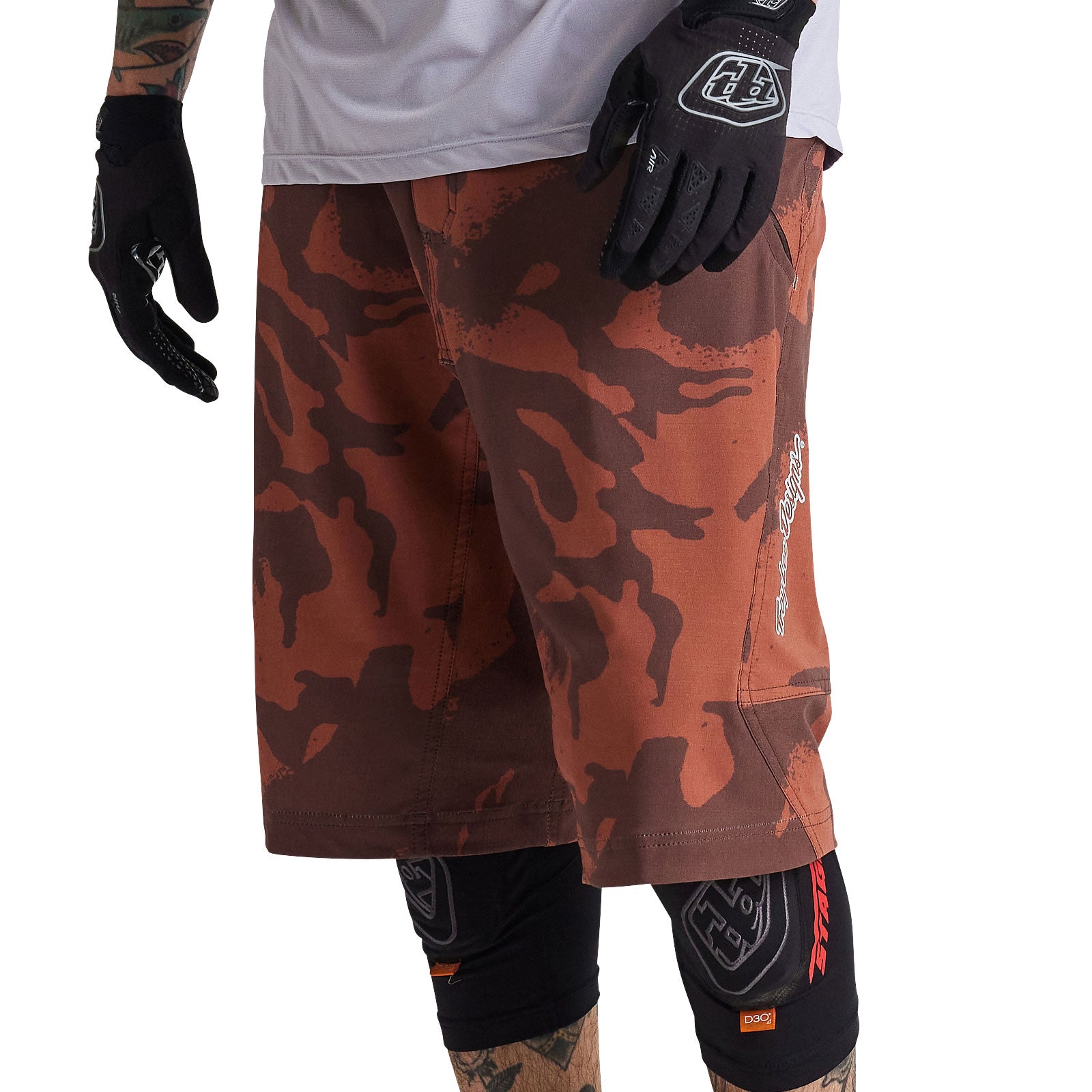Skyline Short W/Liner Shadow Camo Brick - Image 7