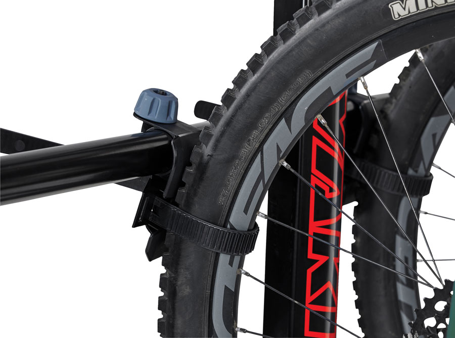 Yakima HangTight Hitch Bike Rack - Image 4