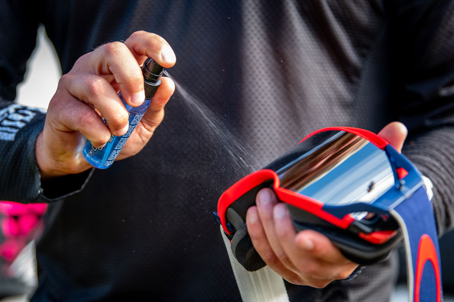 Helmet, Visor & Goggle Cleaning Kit - Image 2