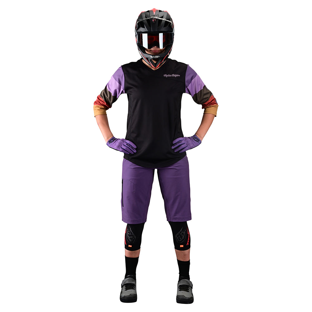 Womens Mischief Short No Liner Solid Orchid - Image 2