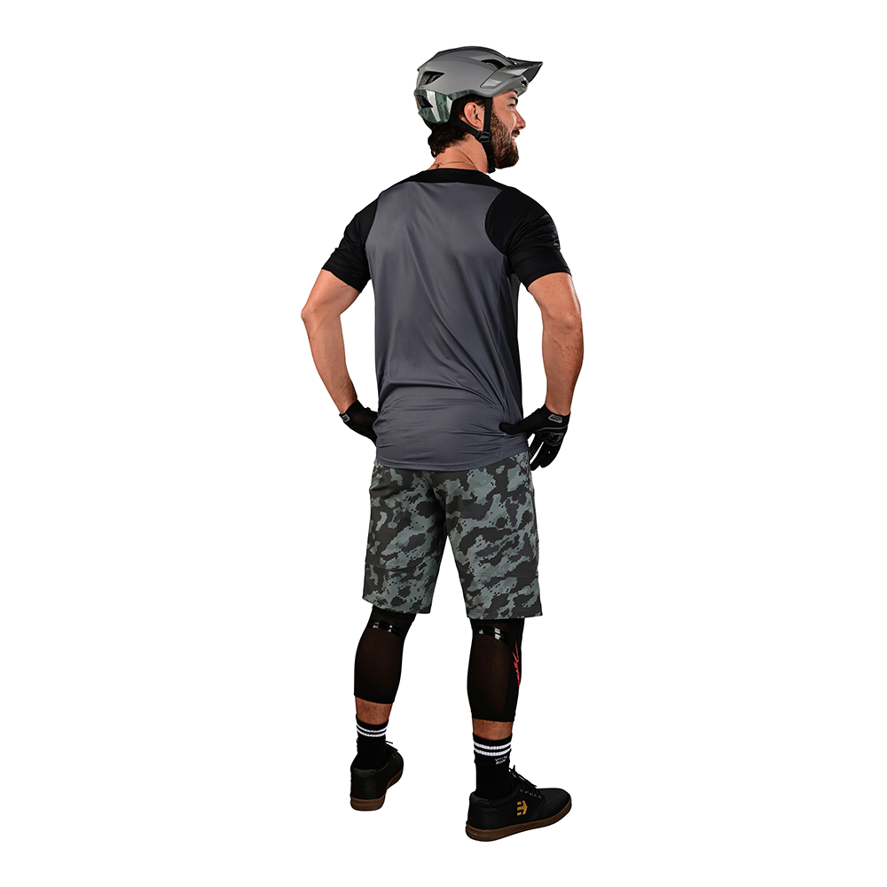 Skyline Short W/Liner Digi Camo Spruce - Image 5