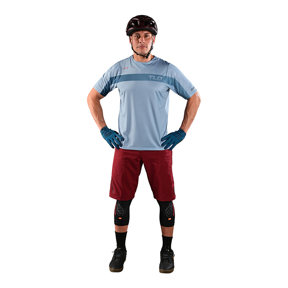 Skyline Short Shell No Liner Solid Wine - Image 2
