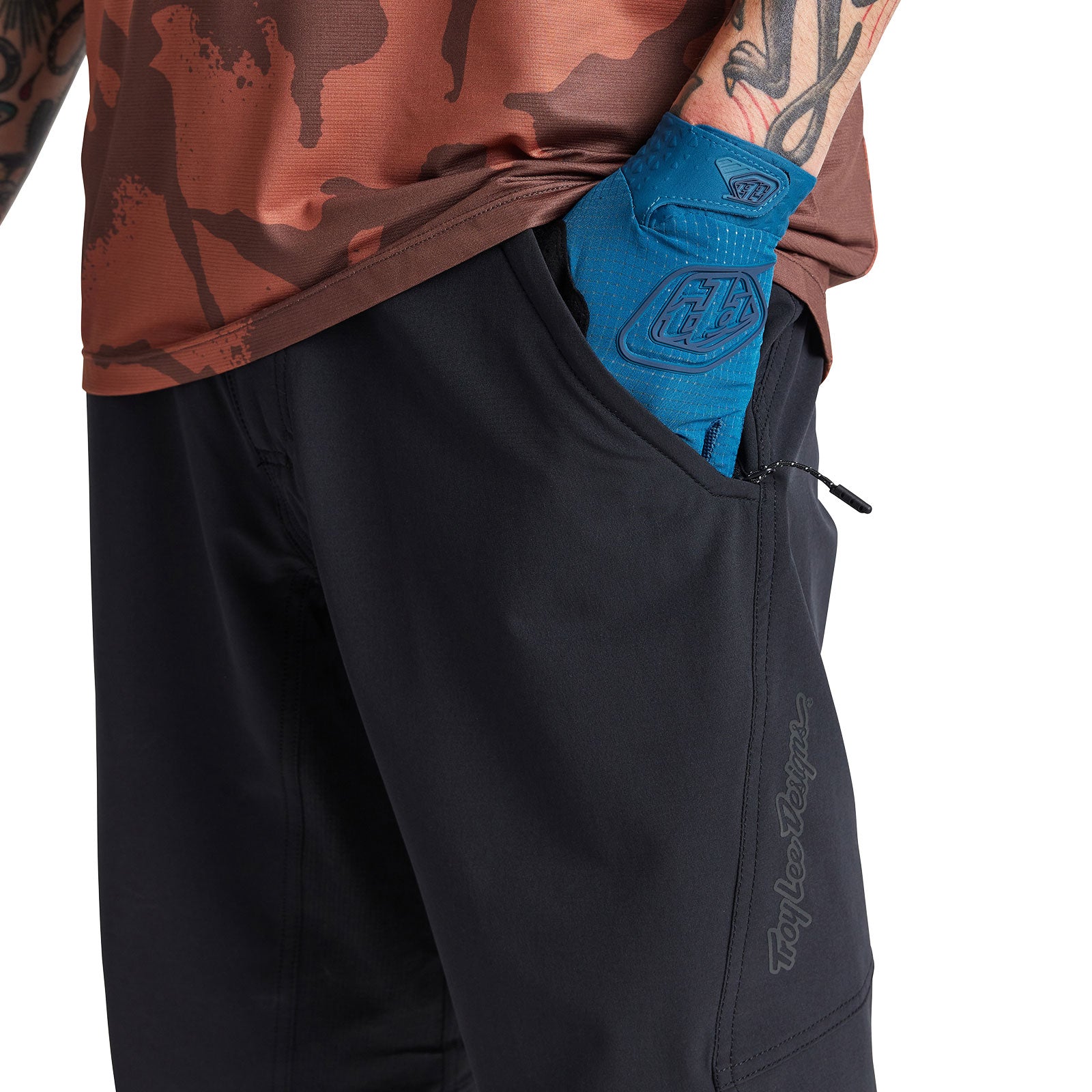Skyline Short Shell Mono Black - Image 3
