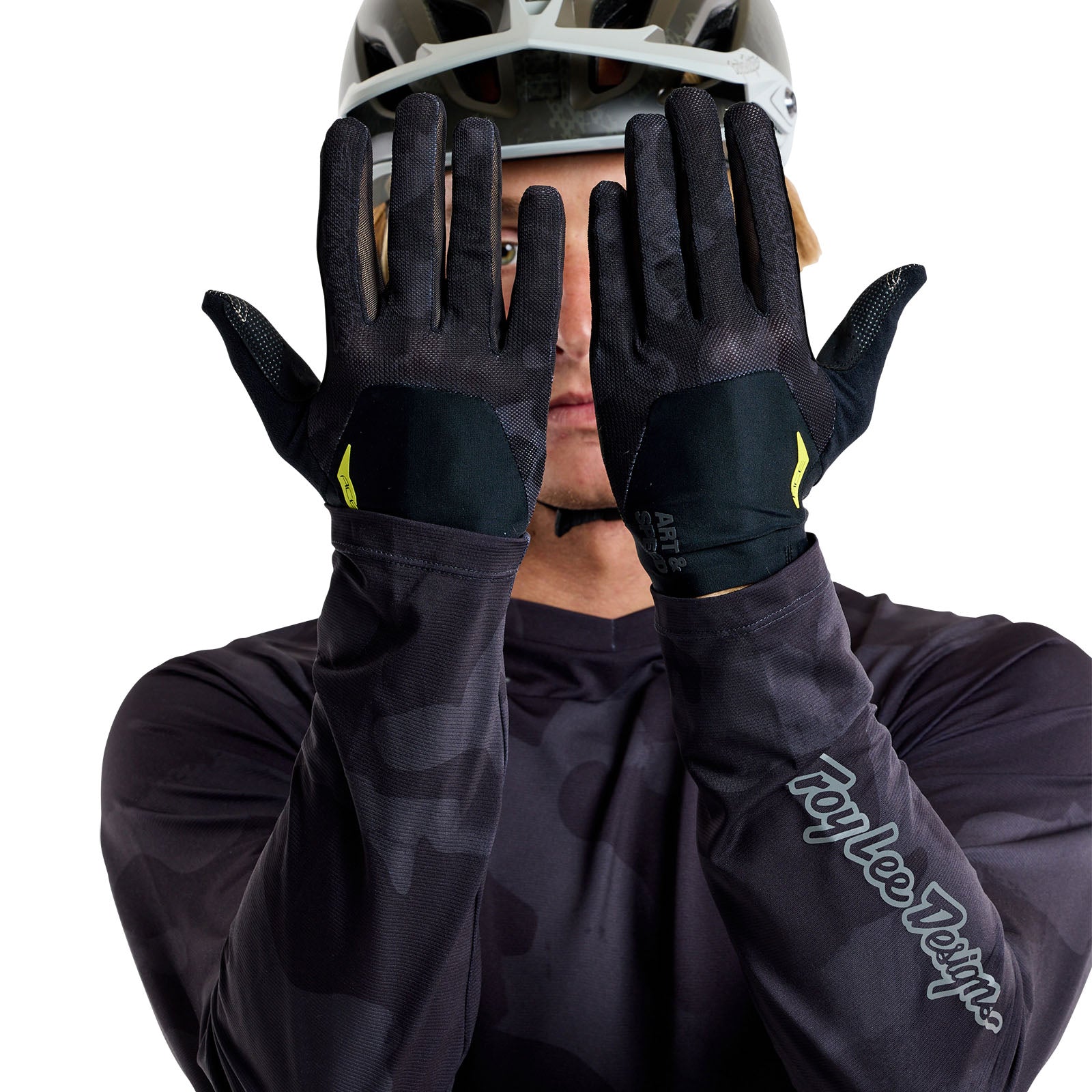 Ace 2.0 Glove Scrubland Black - Image 4