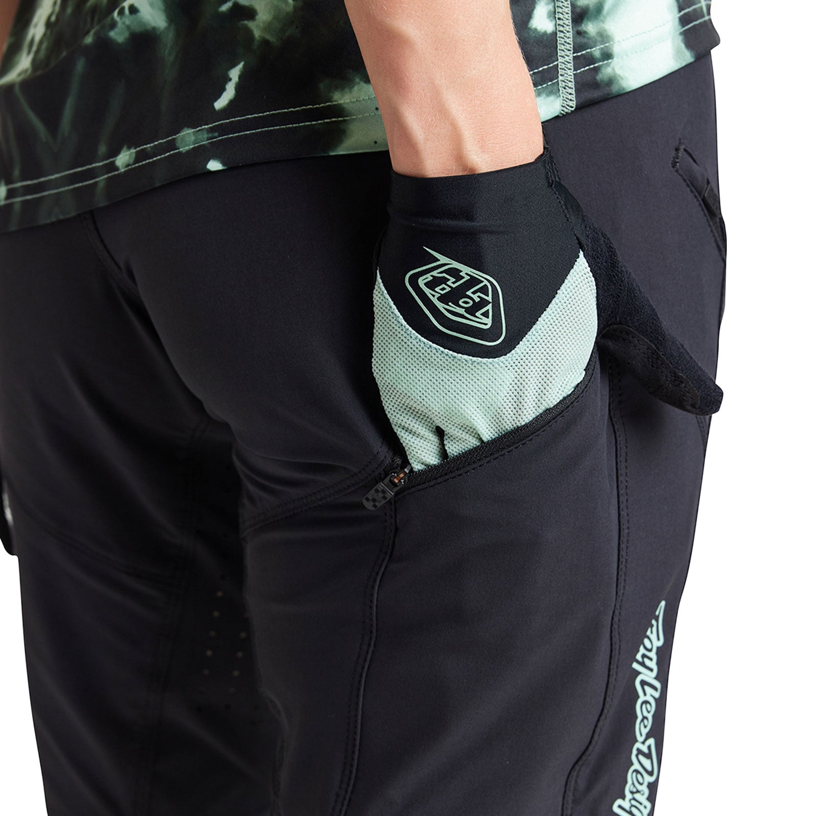 Womens Lilium Short Shell Micayla Gatto Watercolor Black - Image 4