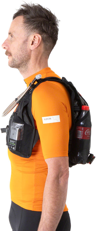 Restrap Race Hydration Vest - Image 4