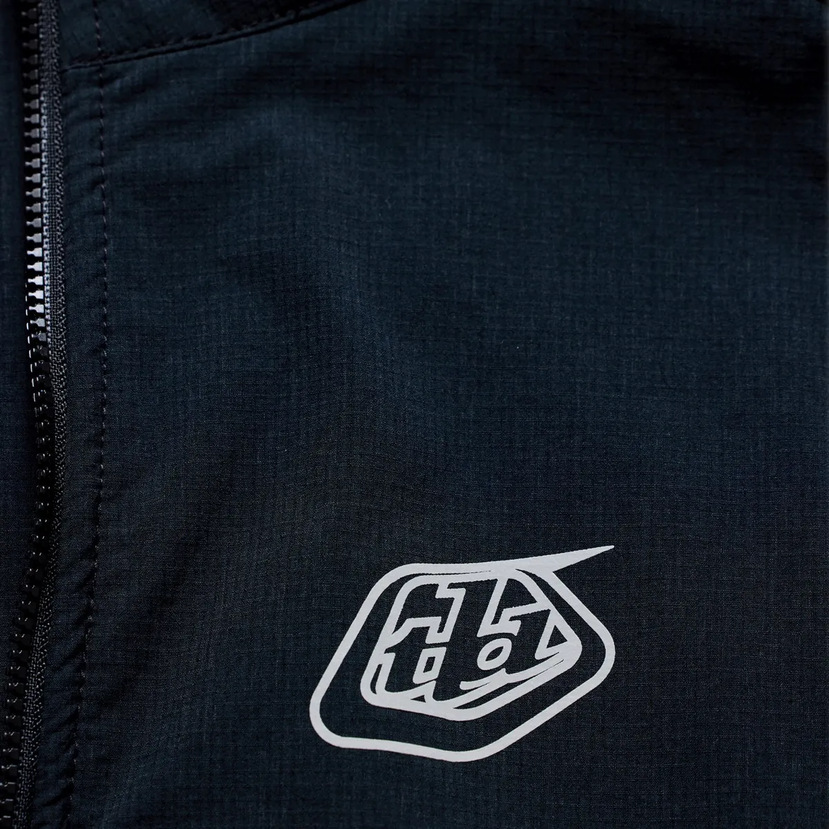 Stage Vest Mono Black - Image 4