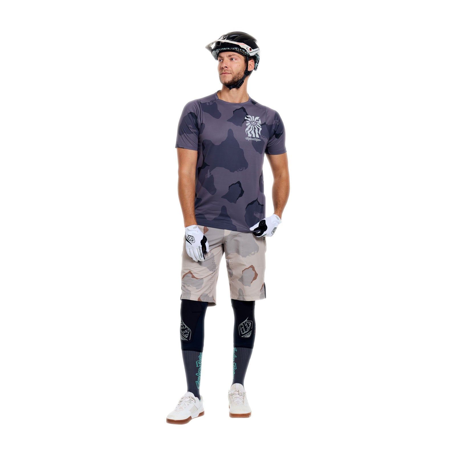 Skyline Pro Short Shell Flow Camo Pumice - Image 9