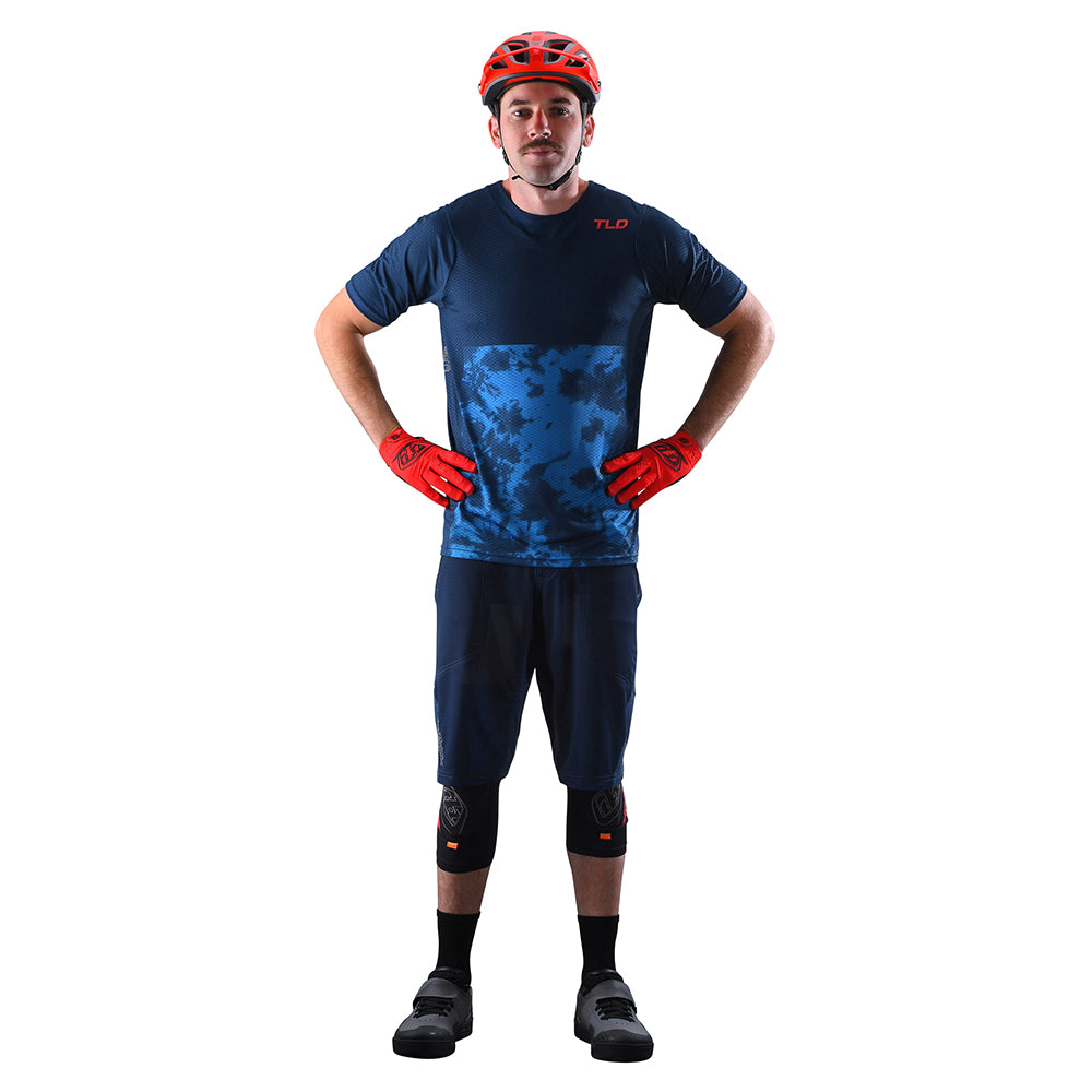 Skyline Short No Liner Solid Navy - Image 2