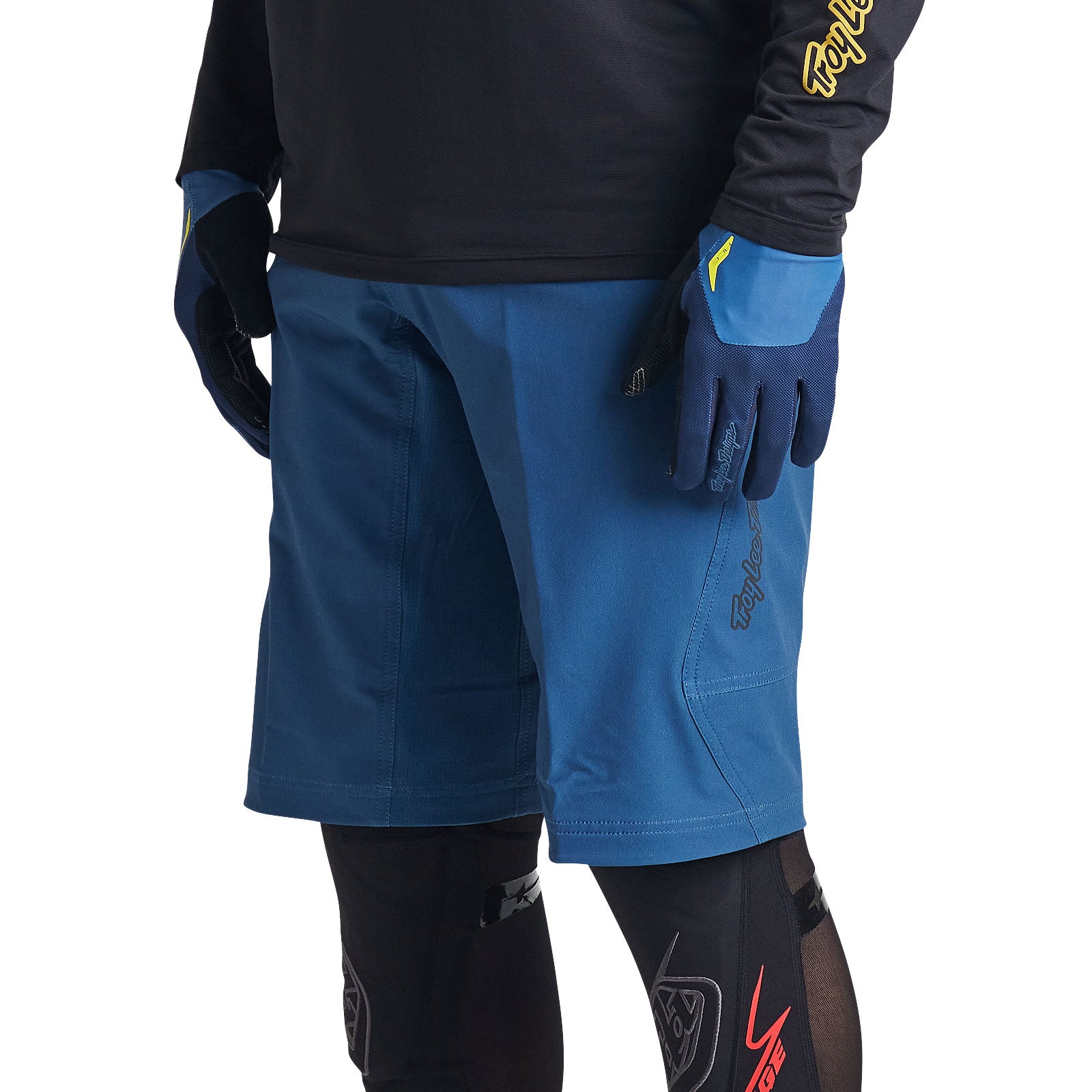 Skyline Short W/Liner Mono Indigo - Image 5
