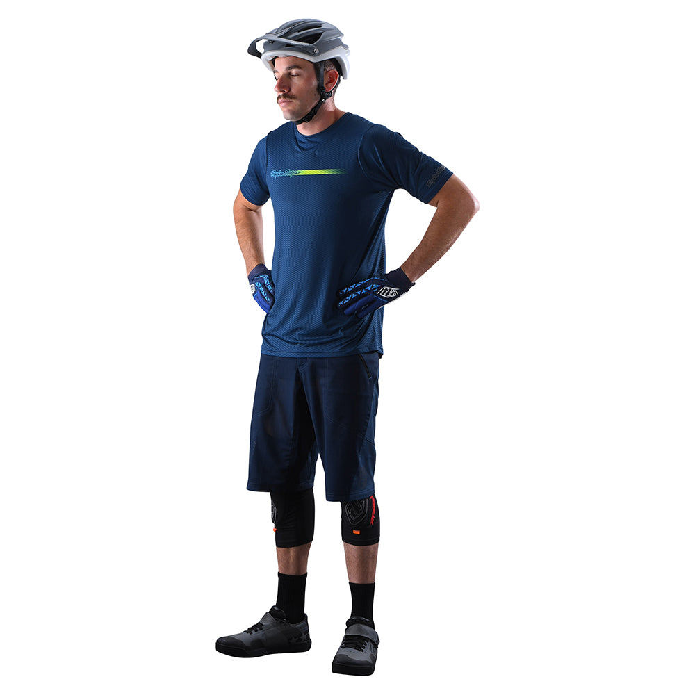 Skyline Air Short W/Liner Solid Dark Slate Blue - Image 4