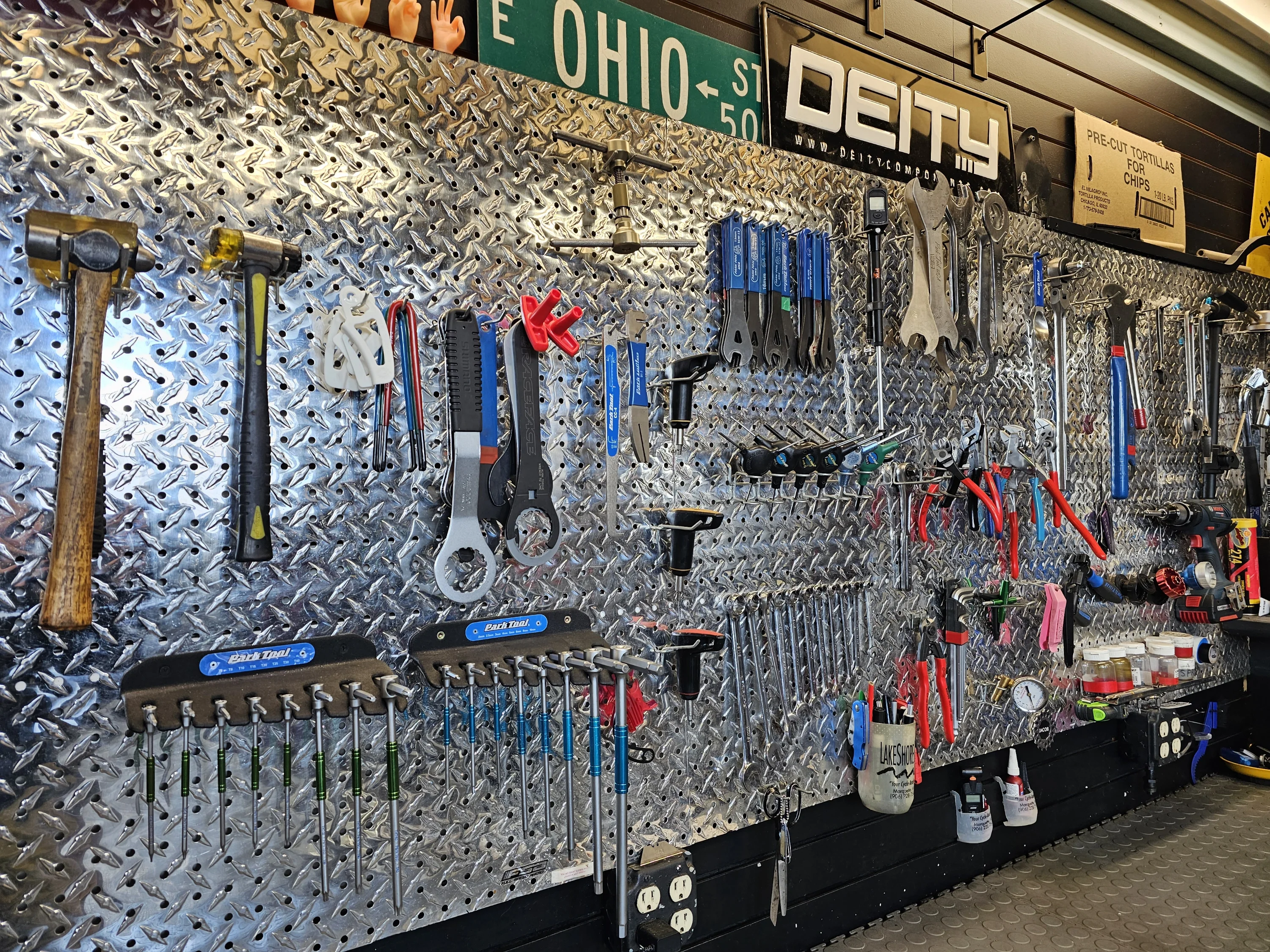 MORE RIDING MORE RIDING