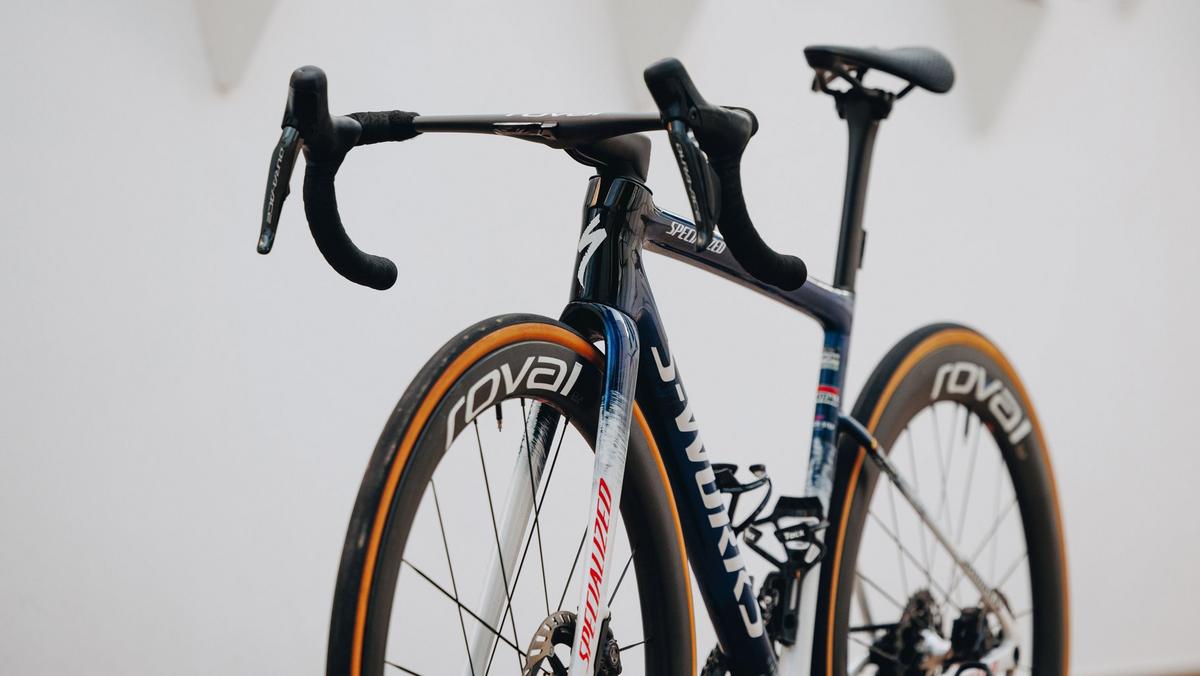 S-Works Tarmac SL8 Team Frameset - Soudal Quick-Step - Image 5