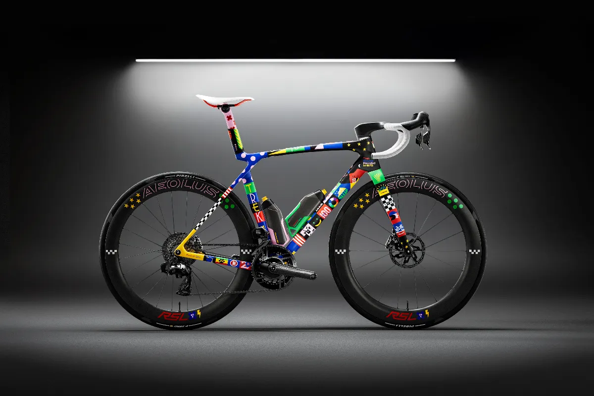 Trek Madone SLR 9 AXS Gen 8 - The First 50 ICON - Image 2