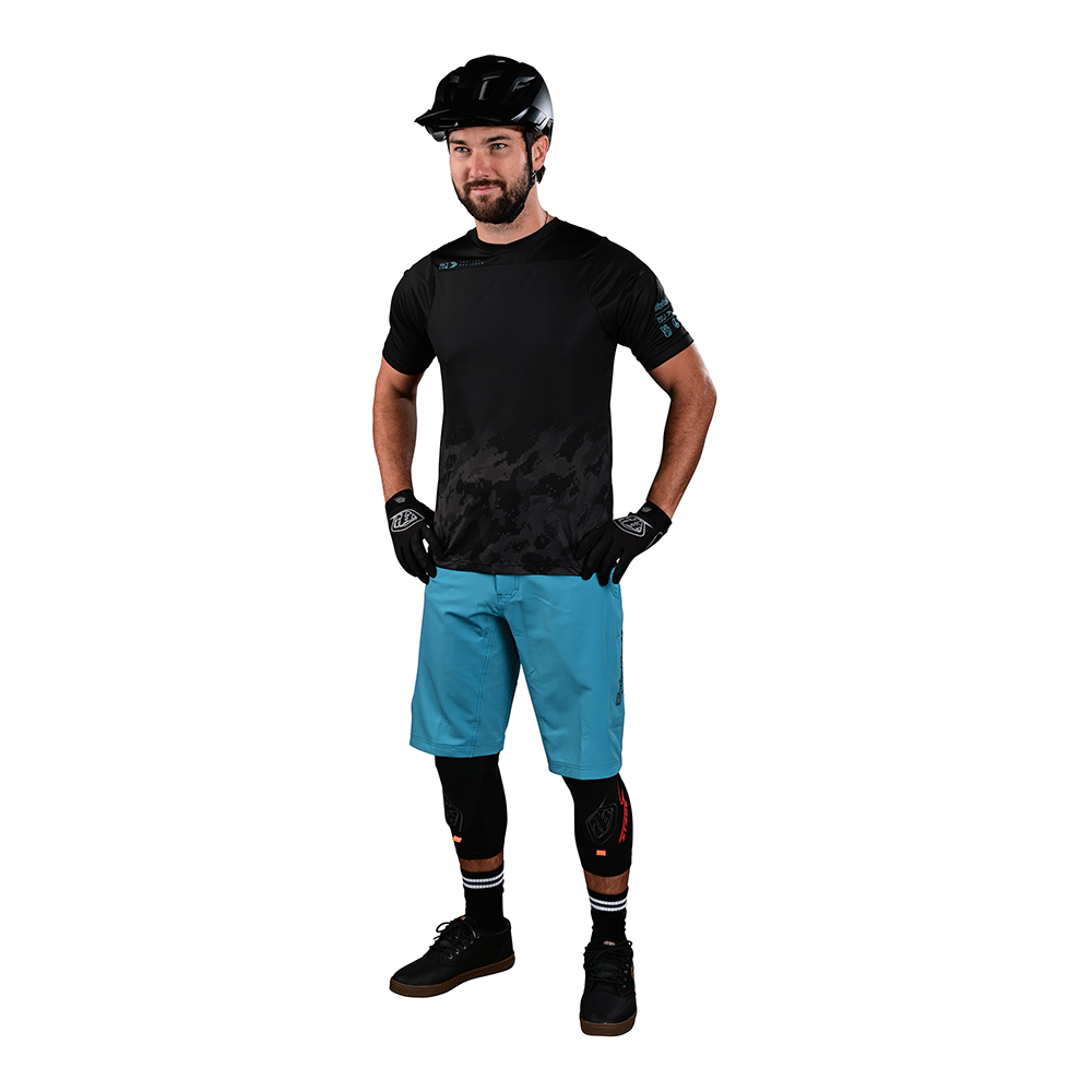 Skyline Air Short W/Liner Mono Azure - Image 2