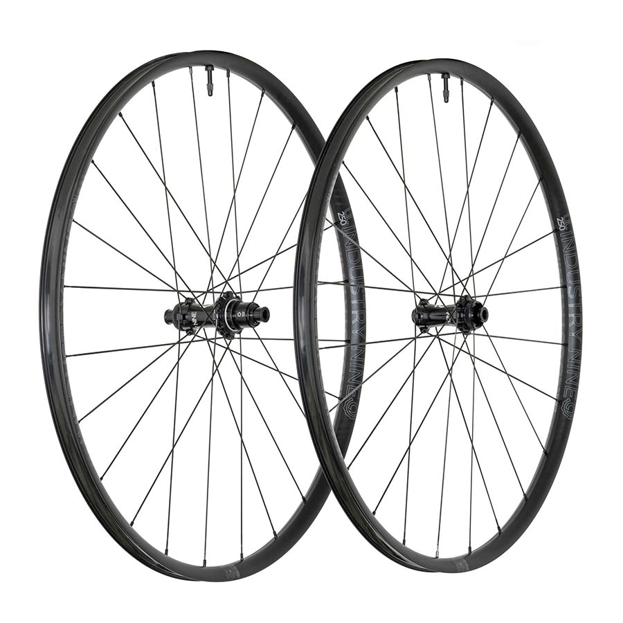 Industry Nine Solix SL UL250 CX Wheel Front and Rear 700C / 622 Holes: F: 24 R: 24 F: 12mm R: 12mm F: 100 R: 142 Disc Center Lock
