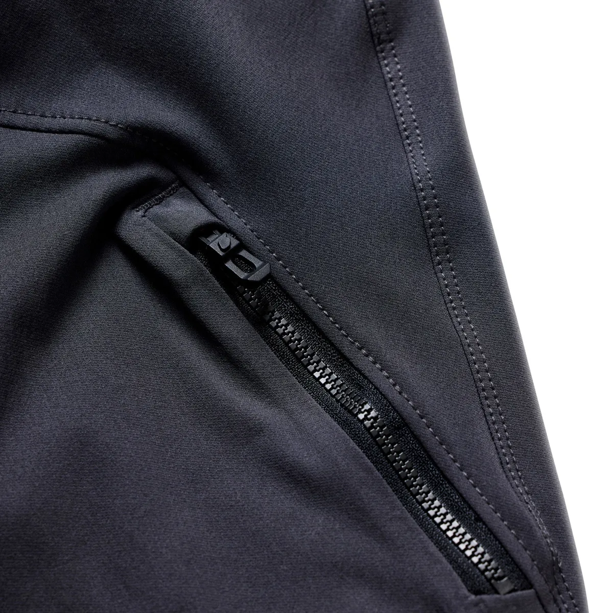 Stage Pant Mono Carbon - Image 5