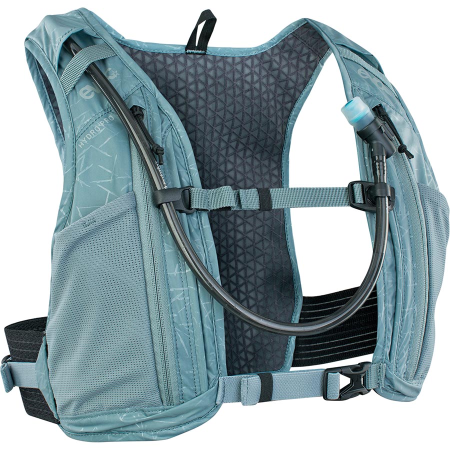 EVOC Hydro Pro 1.5 + 1.5l Bladder Hydration Vest Volume: 1.5L Bladder: Included (1.5L) Steel